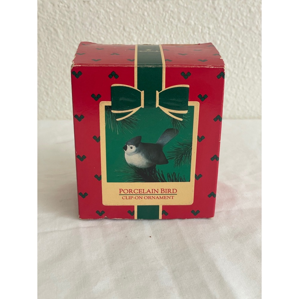 1985‎ Vintage Hallmark Keepsake Ornament Porcelain Bird Blue Jay Clip-on